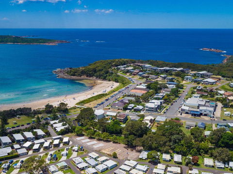 Blue View @ Fingal Bay - Australian Directory 7