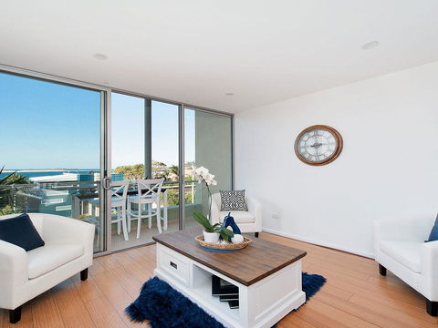 Blue View @ Fingal Bay - Australian Directory 5