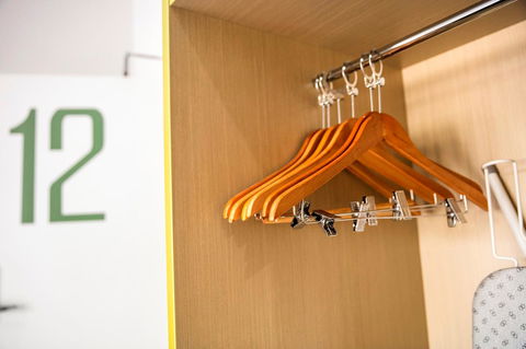 Nightcap At Caringbah Hotel - Australian Directory 34