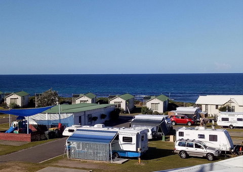 Blue Lagoon Beach Resort - Australian Directory 15