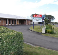 Sleepy Hill Motor Inn - Australian Directory