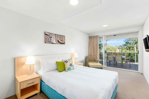 Quality Suites Pioneer Sands - Australian Directory 6