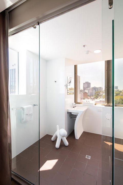 57Hotel - Australian Directory 27