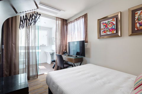 57Hotel - Australian Directory 9