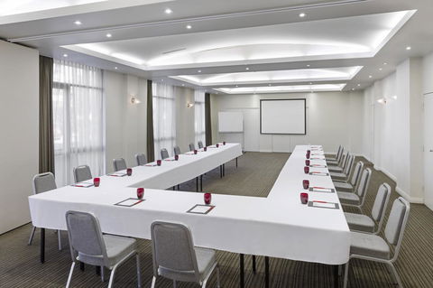 Mercure Newcastle - Australian Directory 20