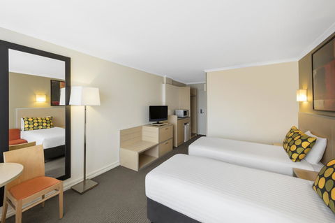 Mercure Newcastle - Australian Directory 5