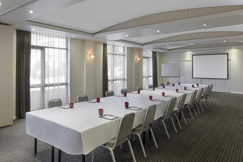 Mercure Newcastle - Australian Directory 24