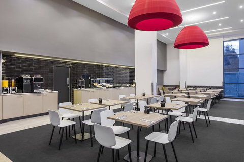 Travelodge Hotel Sydney Airport - Australian Directory 28