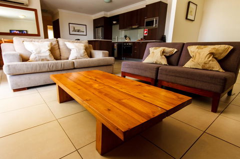 Byron Bay Hotel And Apartments - Australian Directory 14