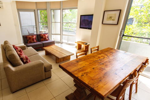 Byron Bay Hotel And Apartments - Australian Directory 11