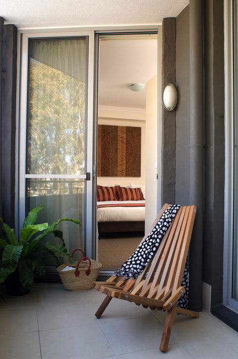 Byron Bay Hotel And Apartments - Australian Directory 34