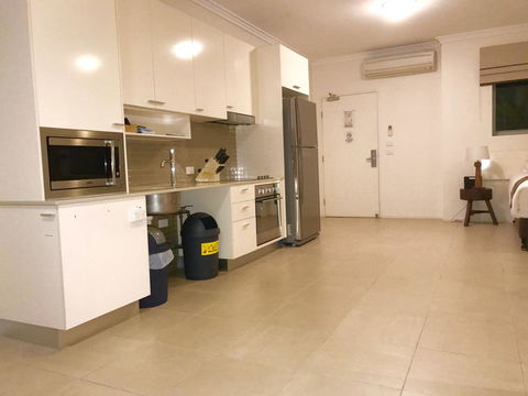 Byron Bay Hotel And Apartments - Australian Directory 19