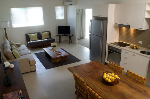 Byron Bay Hotel And Apartments - Australian Directory 38