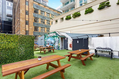 Summer House Sydney City - Formerly Sydney Backpackers - Australian Directory 8