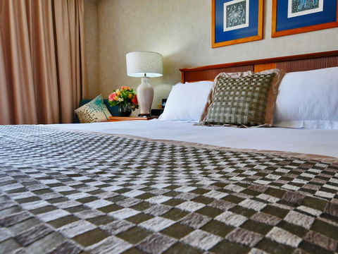 Novotel Sydney Brighton Beach - Australian Directory 8