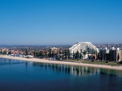 Novotel Sydney Brighton Beach - Australian Directory 1