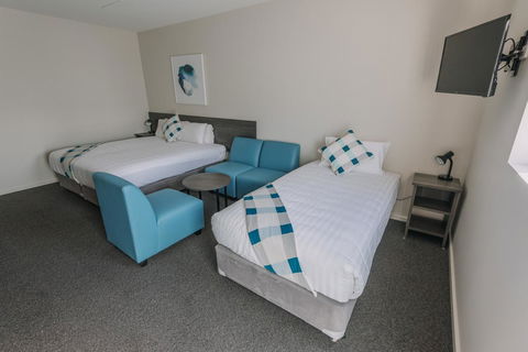 Studios On Beaumont - Australian Directory 3