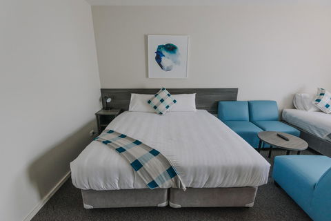 Studios On Beaumont - Australian Directory 14