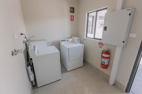 Studios On Beaumont - Australian Directory 4