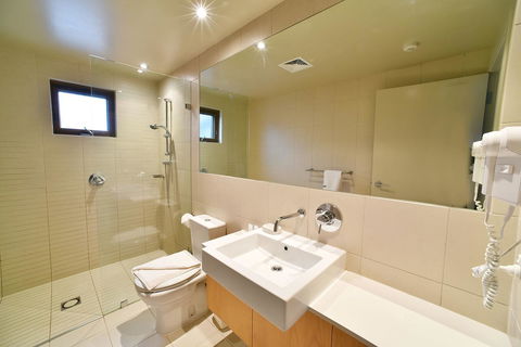 Snowstream 4 - Australian Directory 8