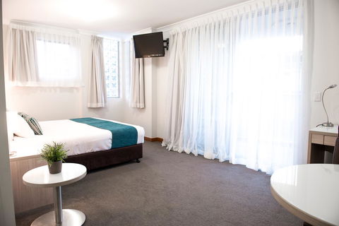 Copacabana Shores - Australian Directory 15