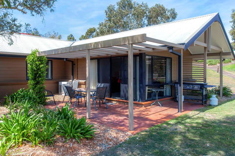Condo 105 @ Horizons Golf Resort - Salamander Bay NSW - Australian Directory 2