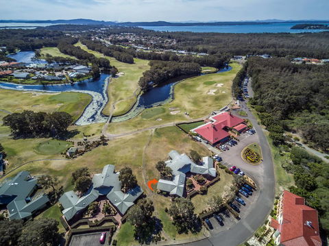 Condo 105 @ Horizons Golf Resort - Salamander Bay NSW - Australian Directory 7