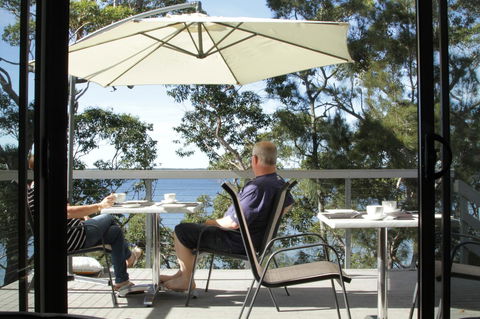 The Edgewater On Greville - Australian Directory 1