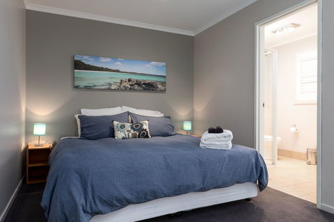 The Edgewater On Greville - Australian Directory 28