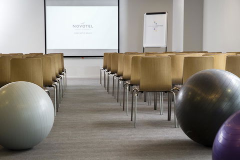 Novotel Newcastle Beach - Australian Directory 20