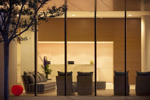 Novotel Newcastle Beach - Australian Directory 25