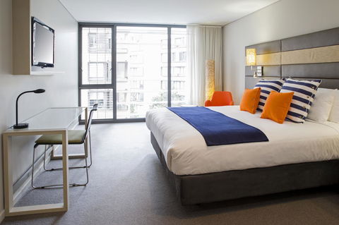 Novotel Newcastle Beach - Australian Directory 9