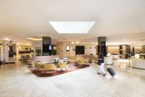 Novotel Sydney International Airport - Australian Directory 3