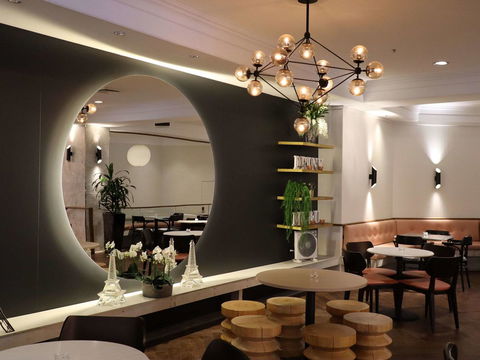 Novotel Sydney International Airport - Australian Directory 32