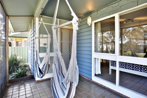 Hayes Beach House I Award Winner I 4 Mins To Beach - Australian Directory 16