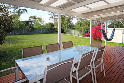 Hayes Beach House I Award Winner I 4 Mins To Beach - Australian Directory 1