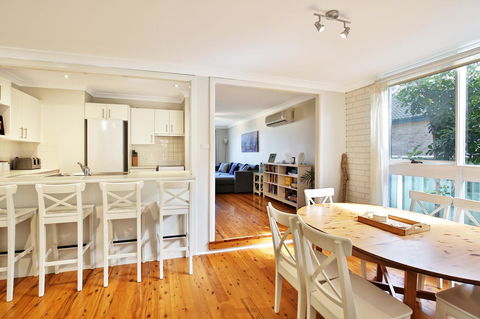 Hayes Beach House I Award Winner I 4 Mins To Beach - Australian Directory 12