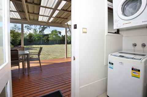 Hayes Beach House I Award Winner I 4 Mins To Beach - Australian Directory 15