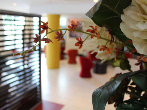 Ibis Newcastle - Australian Directory 43
