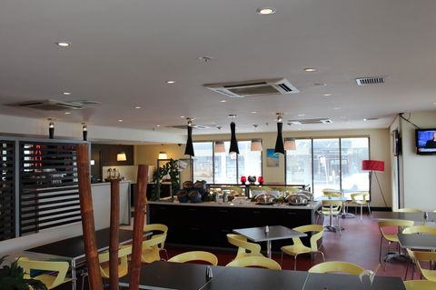 Ibis Newcastle - Australian Directory 13