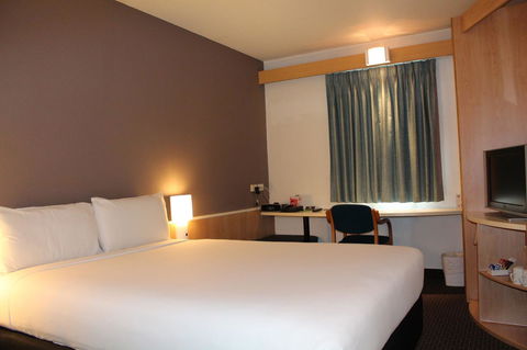 Ibis Newcastle - Australian Directory 19