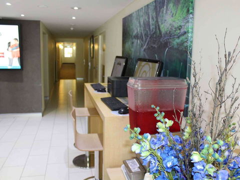 Ibis Newcastle - Australian Directory 42