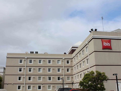 Ibis Newcastle - Australian Directory 36