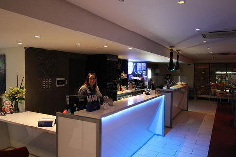 Ibis Newcastle - Australian Directory 28
