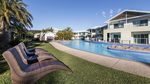 Oaks Port Stephens Pacific Blue Resort - Australian Directory 2
