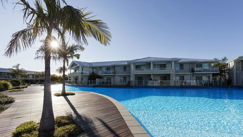 Oaks Port Stephens Pacific Blue Resort - Australian Directory 0