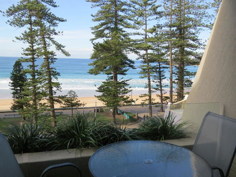 Manly Paradise Motel & Apartments - Australian Directory 42