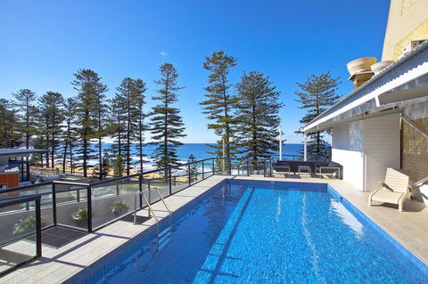 Manly Paradise Motel & Apartments - Australian Directory 2