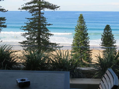 Manly Paradise Motel & Apartments - Australian Directory 35