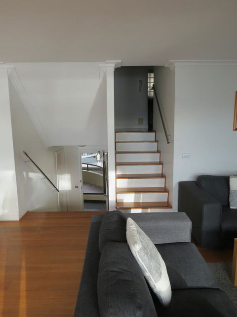 Manly Paradise Motel & Apartments - Australian Directory 31
